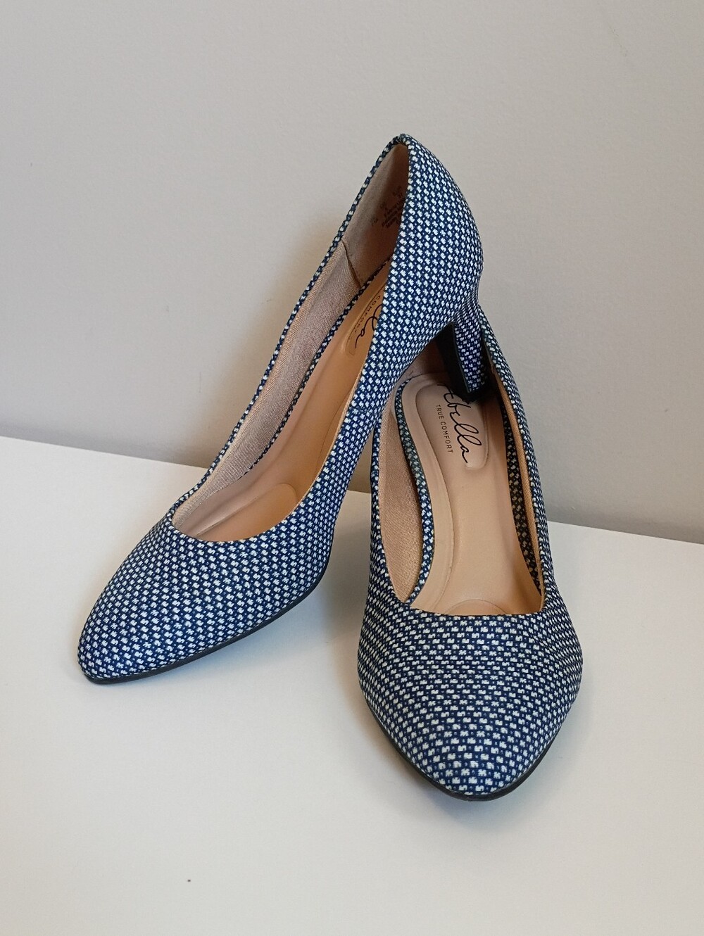 Abella Navy and White Houndstooth Pointed-Toe Heels